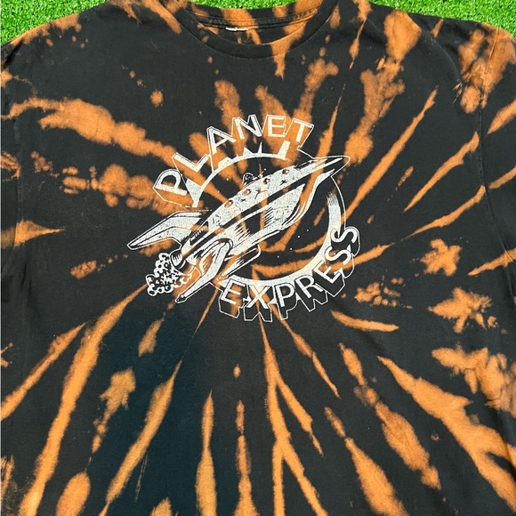 1/1 Futurama Planet Express Rocket Logo Custom Bleach Washed Dyed Tee XL - Picture 3 of 5